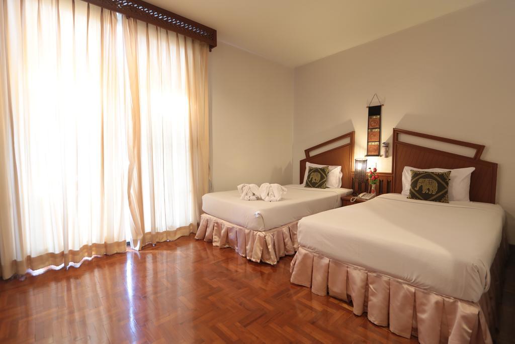 Baiyoke Chalet Hotel Mehongszon Kültér fotó