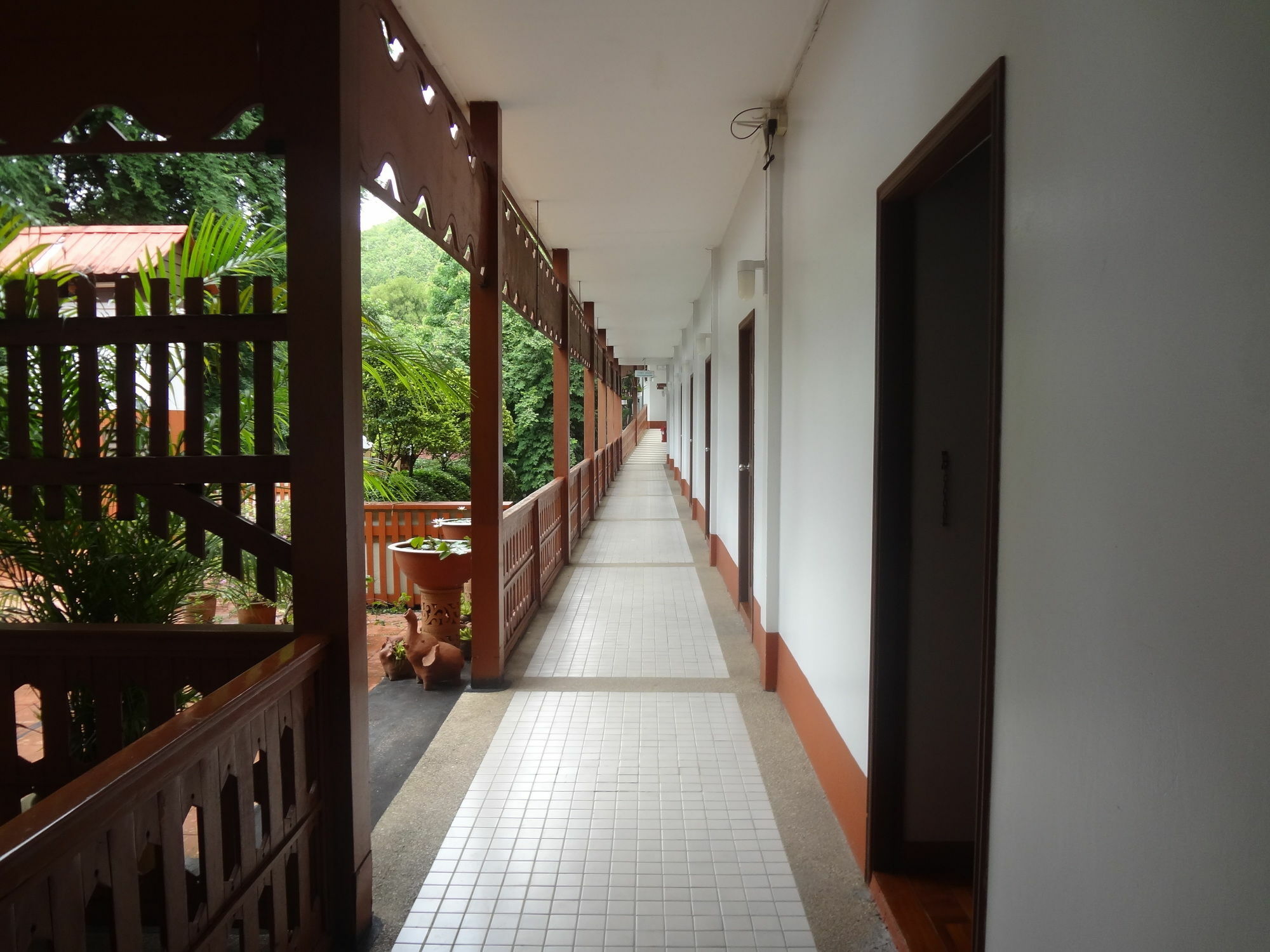 Baiyoke Chalet Hotel Mehongszon Kültér fotó