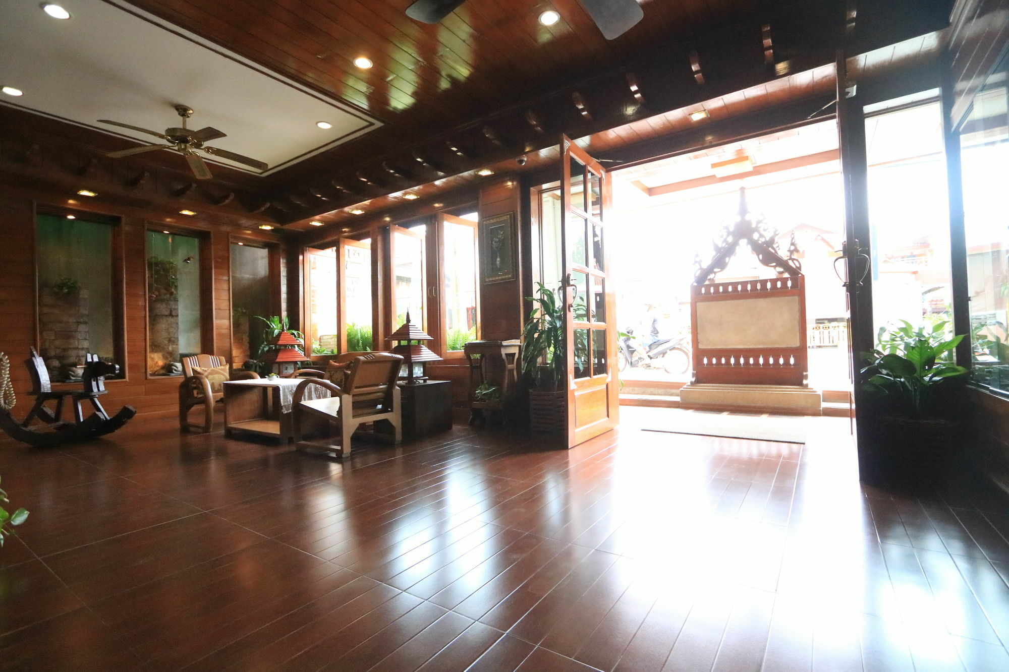 Baiyoke Chalet Hotel Mehongszon Kültér fotó