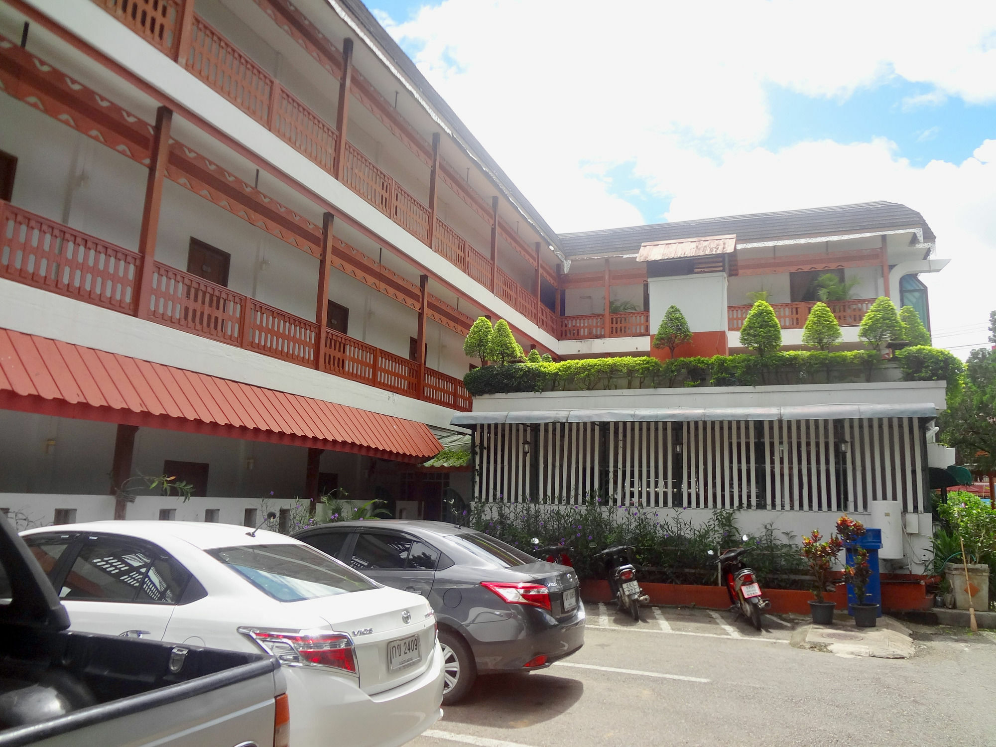 Baiyoke Chalet Hotel Mehongszon Kültér fotó