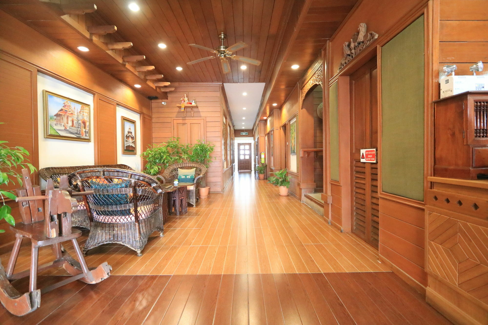 Baiyoke Chalet Hotel Mehongszon Kültér fotó