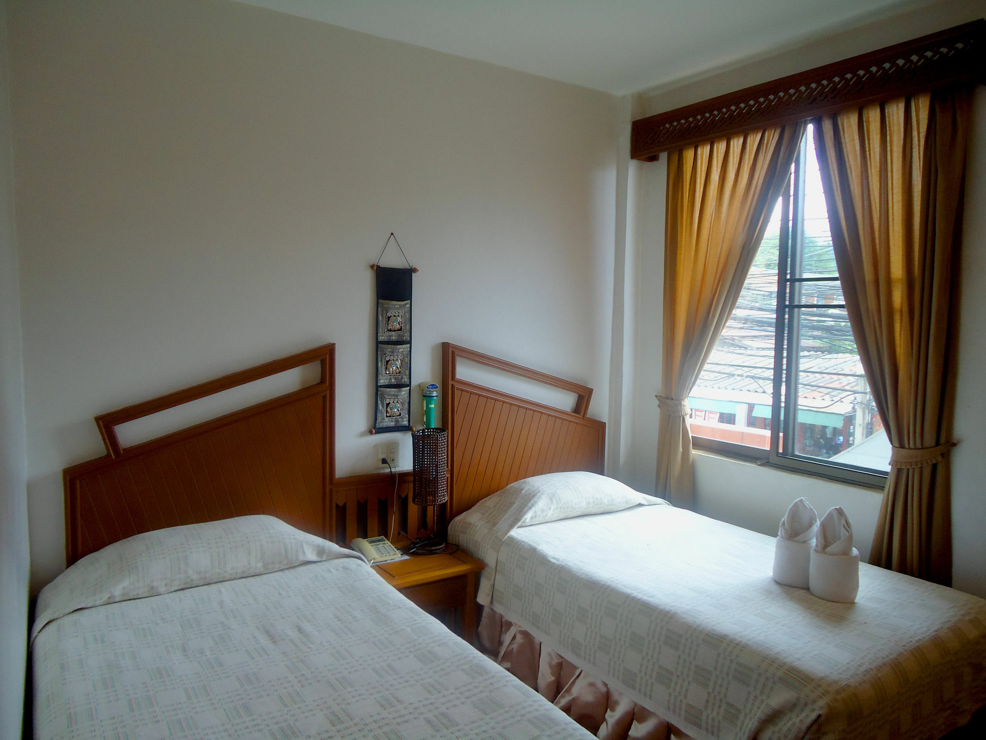 Baiyoke Chalet Hotel Mehongszon Kültér fotó