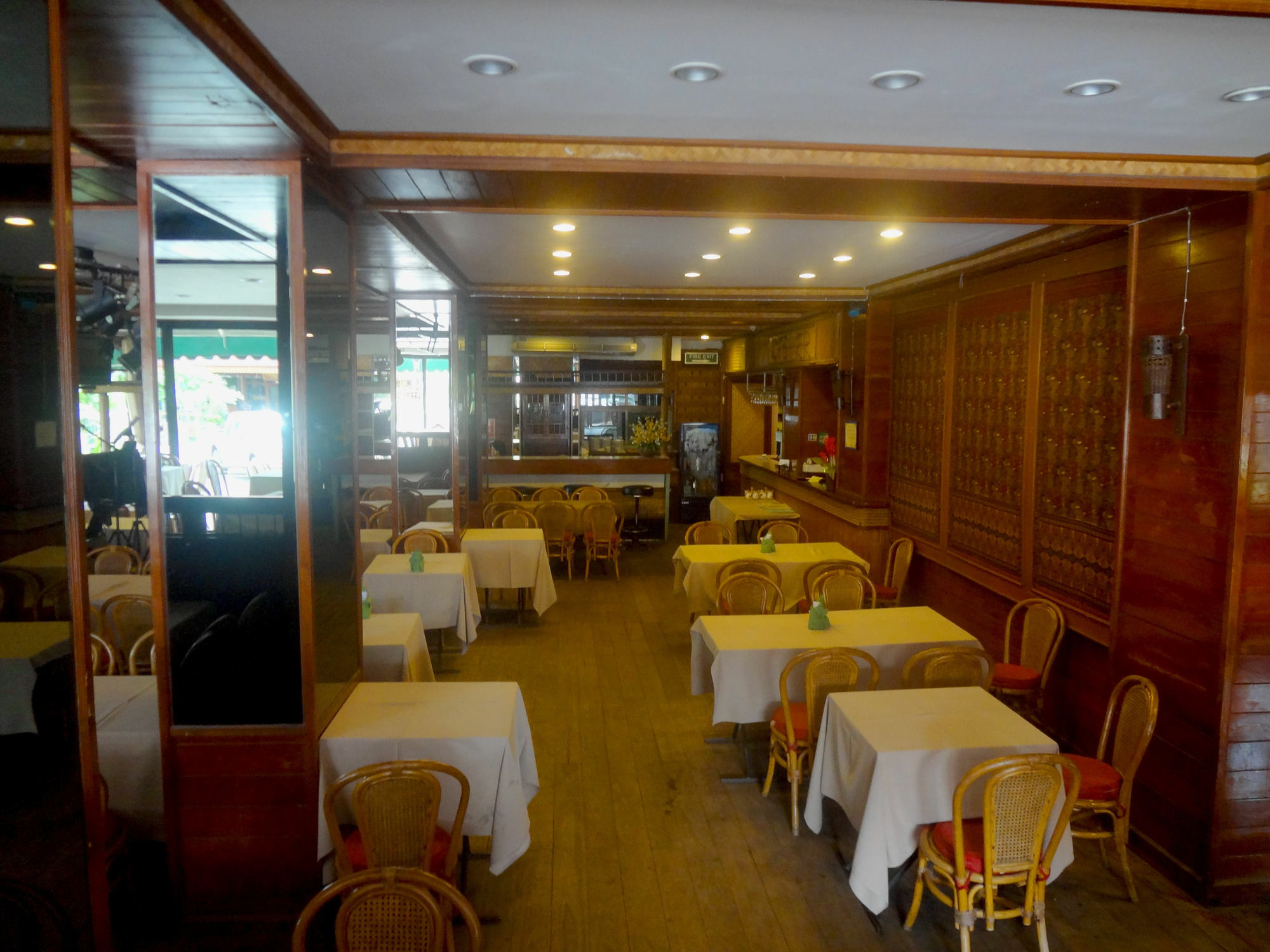 Baiyoke Chalet Hotel Mehongszon Kültér fotó